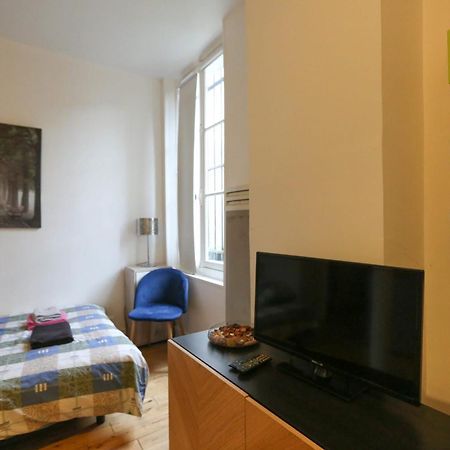Superb quiet&comfortable studio apartment Paris Extérieur photo