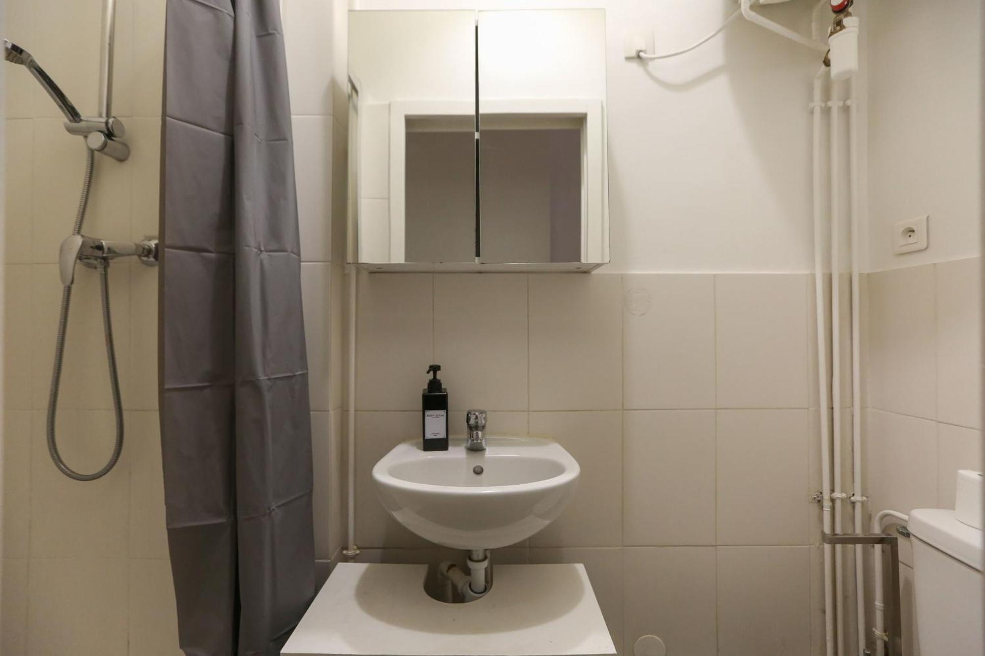 Superb quiet&comfortable studio apartment Paris Extérieur photo